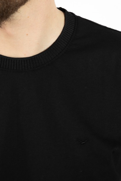 TRICOU NEGRU REGULAR FIT D'S DAMAT